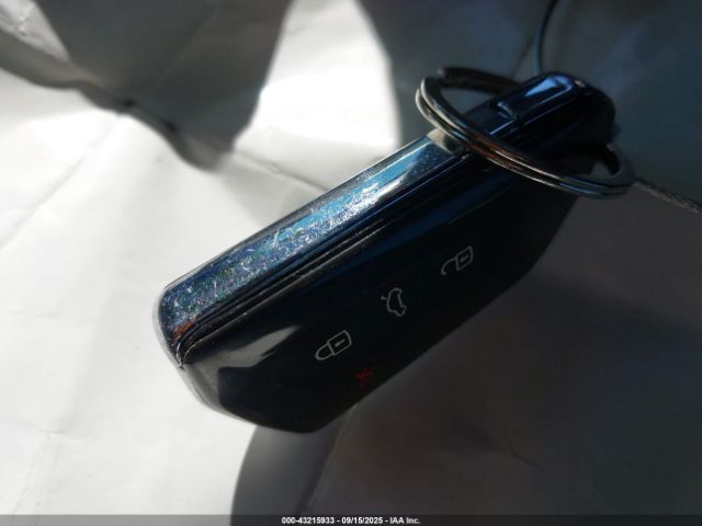 2023 VOLKSWAGEN ID.4 1V2CMPE8XPC022796 Photo 10