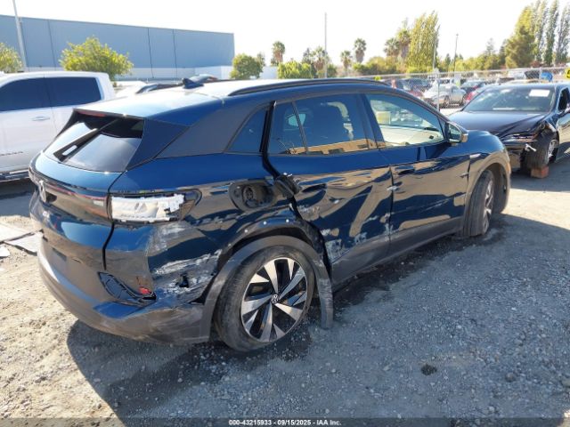 2023 VOLKSWAGEN ID.4 1V2CMPE8XPC022796 Photo 3