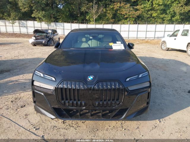 2023 BMW 760 WBA33EJ03PCM58220 Photo 5