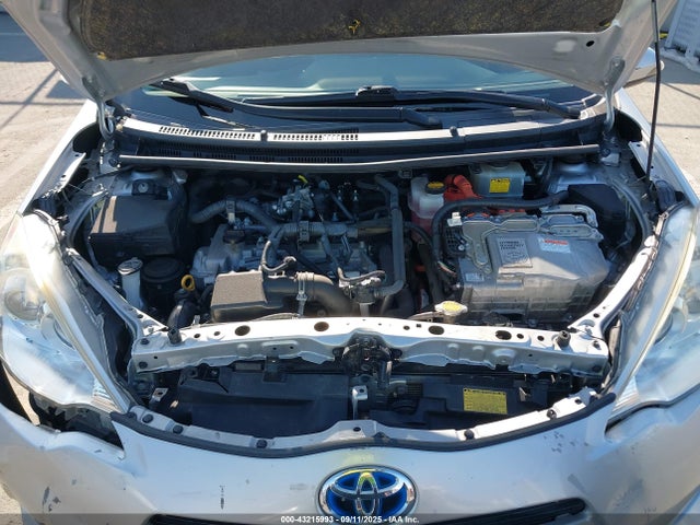 JTDKDTB38E1566124 Toyota 1nz-fxe+1lm