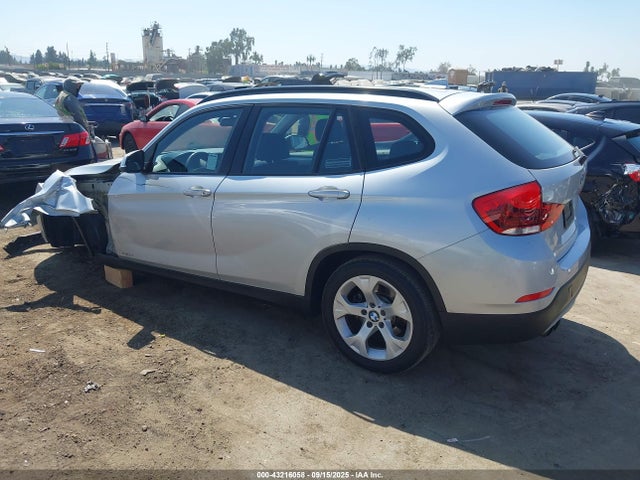 WBAVM1C50FV497731 BMW 2015