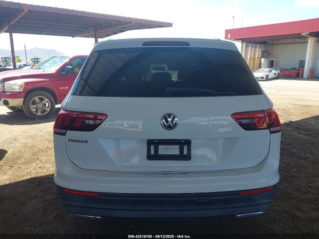 3VV1B7AX3JM067887 Volkswagen Tiguan