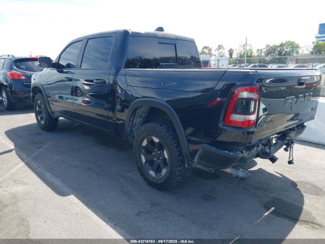 2021 RAM 1500 1C6SRFLT1MN569480 Photo 2