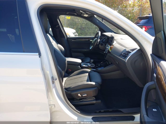 WBX57DP00NN167633 BMW X3