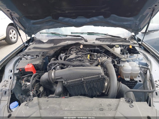 1FAGP8UH7R5140979 Ford 4v