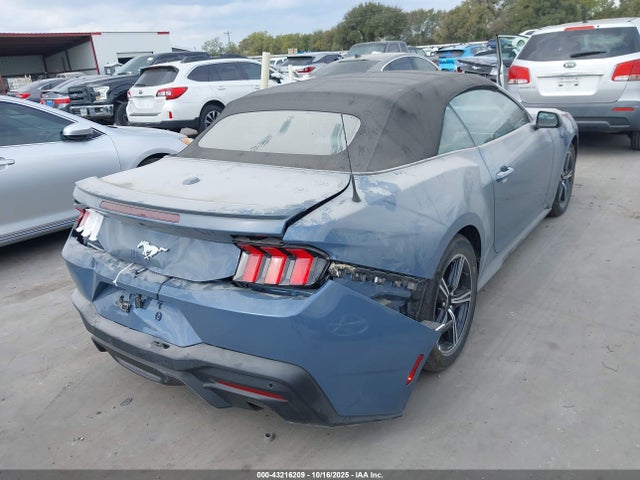 1FAGP8UH7R5140979 Ford 4v