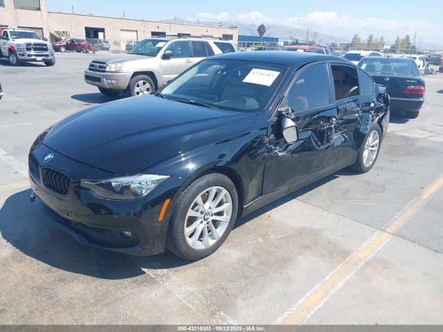 WBA8E1G37HNU15497 BMW 320i