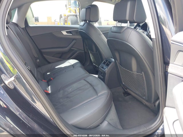 2018 AUDI A4 WAUKMAF42JN003058 Photo 7