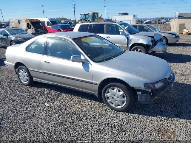 Auction sale of the 1996 Honda Accord Lx, vin: 1HGCD7230TA001943, lot number: 43216447