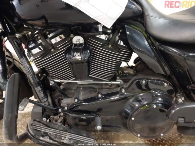 2018 HARLEY-DAVIDSON FLHXS 1HD1KRC12JB618156 Photo 8