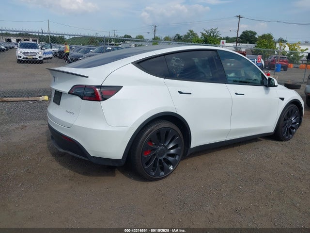2022 TESLA MODEL Y 7SAYGDEF8NF537309 Photo 3