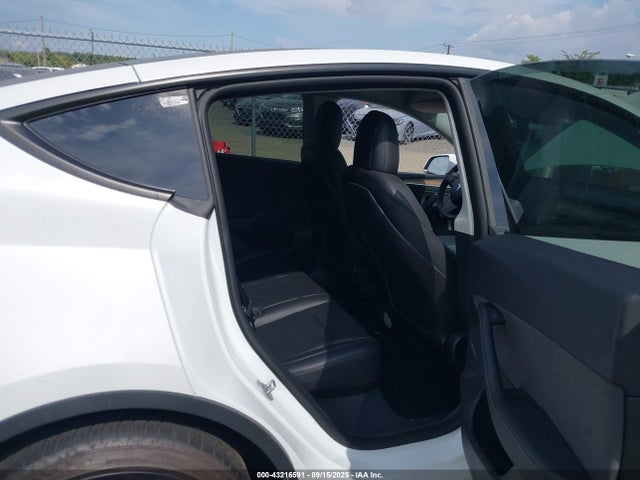 2022 TESLA MODEL Y 7SAYGDEF8NF537309 Photo 7