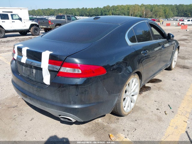 2011 JAGUAR XF SAJWA0GB2BLR81613 Photo 3