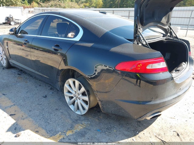 2011 JAGUAR XF SAJWA0GB2BLR81613 Photo 5