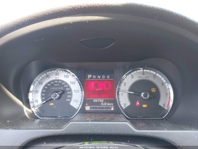 2011 JAGUAR XF SAJWA0GB2BLR81613 Photo 6