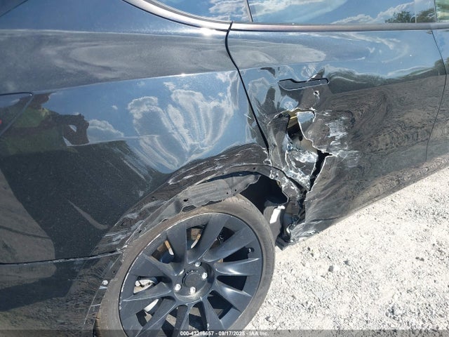 2023 TESLA MODEL Y 7SAYGDEE8PA055902 Photo 5