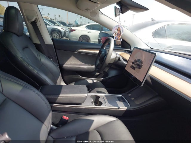 5YJ3E1EA8PF624596 Tesla 2023