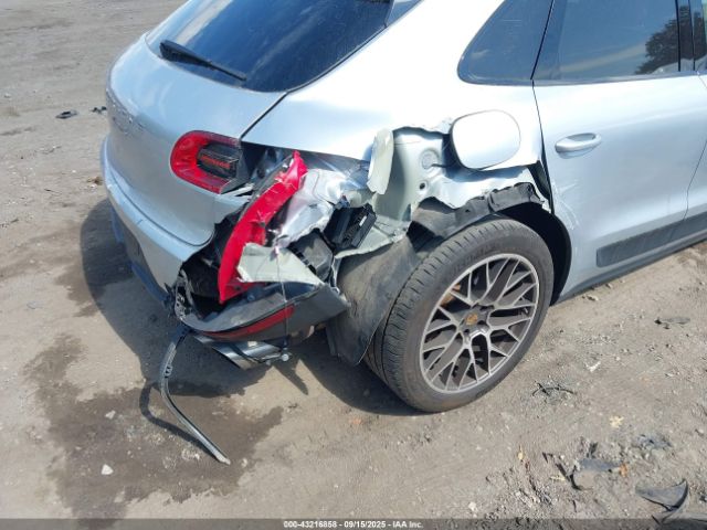 2015 PORSCHE MACAN WP1AB2A58FLB56149 Photo 5