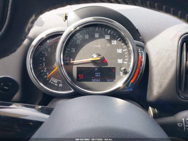 WMZYT3C50K3E96585 Mini Countryman