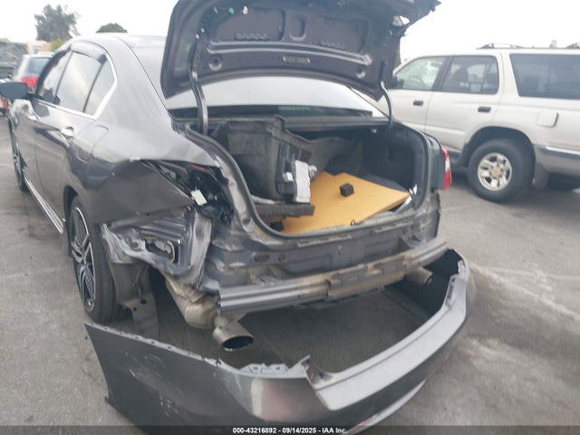 1HGCR2F11HA202688 Honda k24w1
