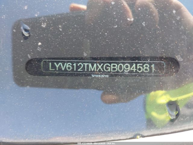 2016 VOLVO S60 INSCRIPTION LYV612TMXGB094581 Photo 8