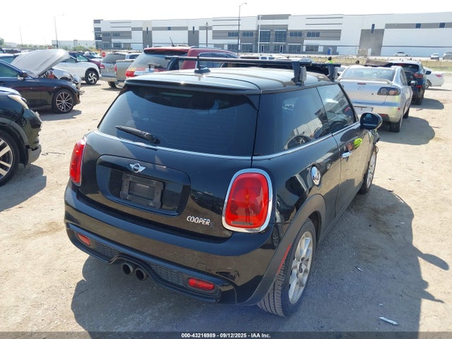 2015 MINI HARDTOP WMWXP7C50F2A42109 Photo 3