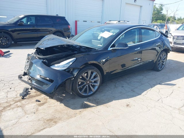 2018 TESLA MODEL 3 5YJ3E1EA7JF135825 Photo 1