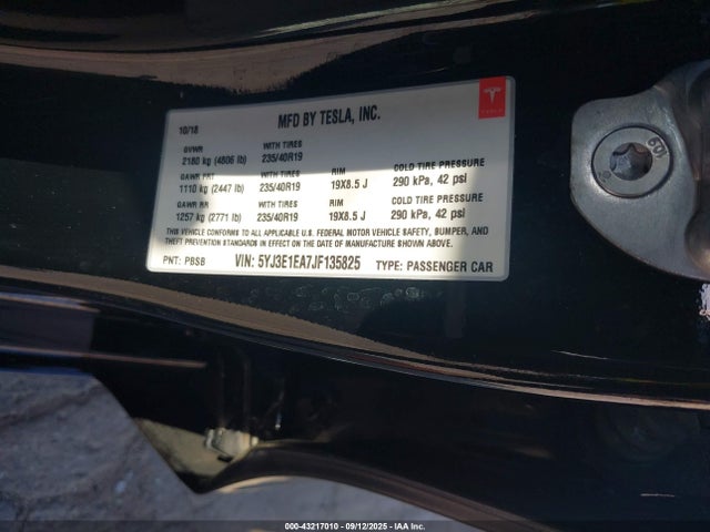 2018 TESLA MODEL 3 5YJ3E1EA7JF135825 Photo 8