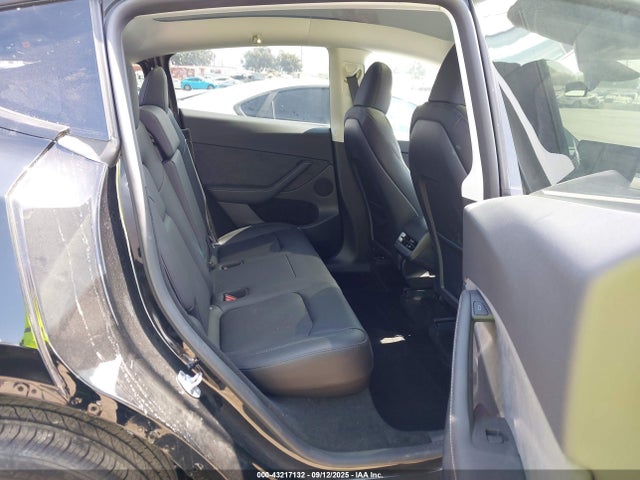 2024 TESLA MODEL Y 7SAYGDEE8RF078151 Photo 7