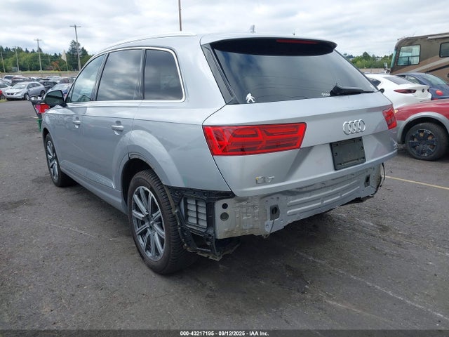 2018 AUDI Q7 WA1LAAF75JD010970 Photo 2
