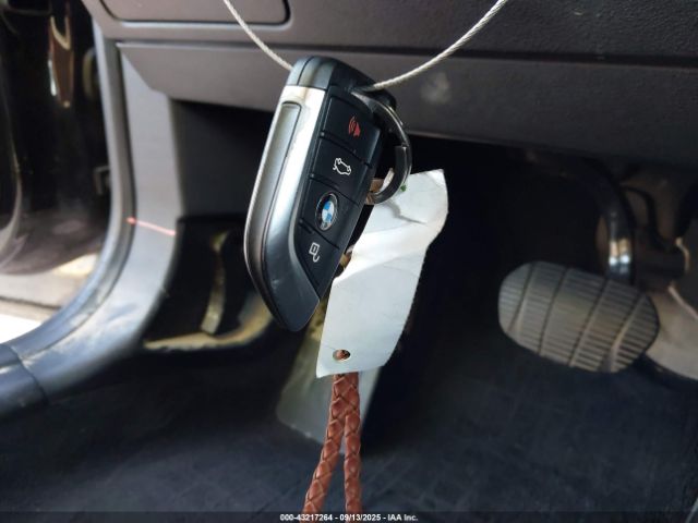 2019 BMW X1 WBXHU7C50K3H46611 Photo 10