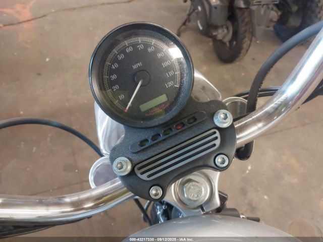 2005 HARLEY-DAVIDSON XL883 1HD4CMM105K462796 Photo 6