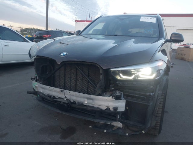 5UXCR6C57KLL25192 BMW X5