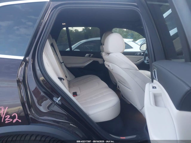 5UXCR6C57KLL25192 BMW X5