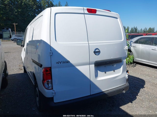 3N6CM0KN9JK701993 Nissan 2018
