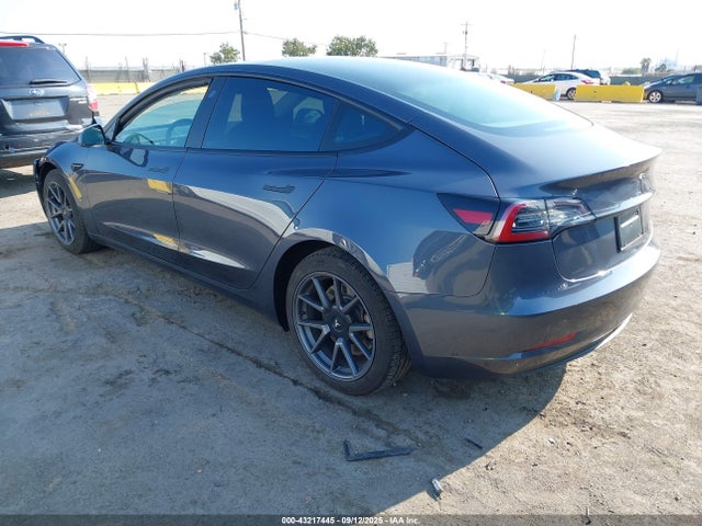 2023 TESLA MODEL 3 5YJ3E1EA2PF425527 Photo 2