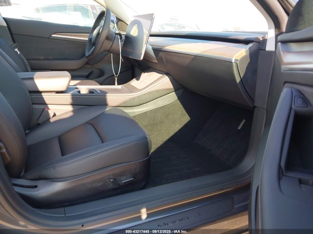 2023 TESLA MODEL 3 5YJ3E1EA2PF425527 Photo 4