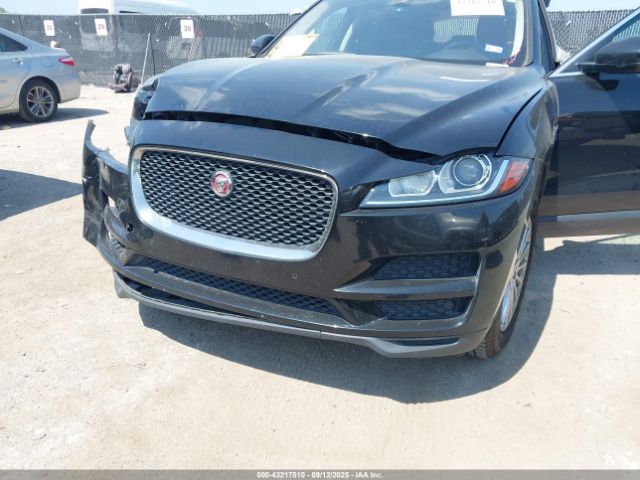 2020 JAGUAR F-PACE SADCS2FX2LA638289 Photo 5