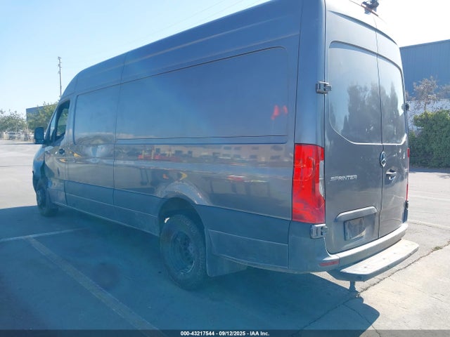 W1Y5NCHY9PT130978 Mercedes-Benz om654