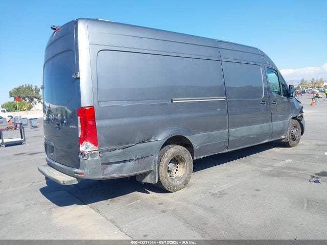 W1Y5NCHY9PT130978 Mercedes-Benz om654