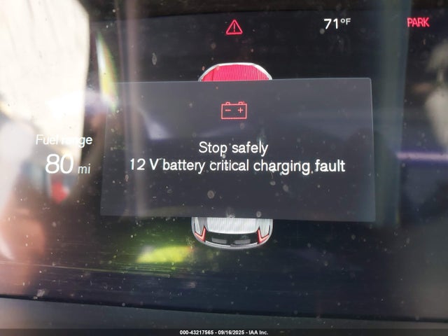 YV4L12ULXR2326994 Volvo Xc40 B5 Plus Dark Theme