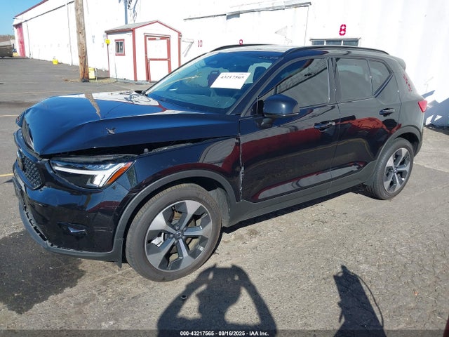 YV4L12ULXR2326994 Volvo Xc40 B5 Plus Dark Theme