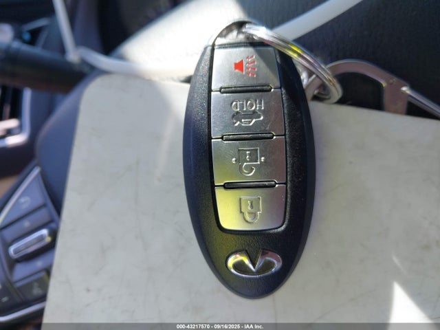 JN1BV7AP2FM350667 Infiniti 2015