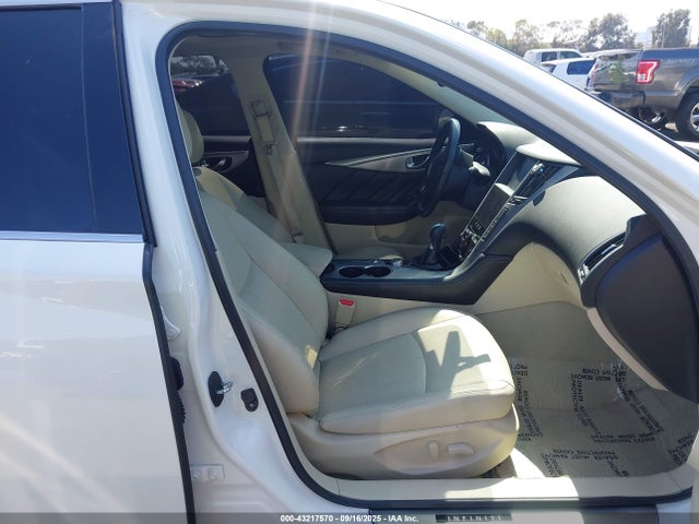 JN1BV7AP2FM350667 Infiniti 2015