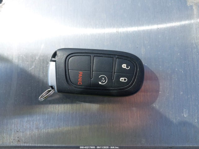 1C4PJMBN2KD207660 Jeep Cherokee