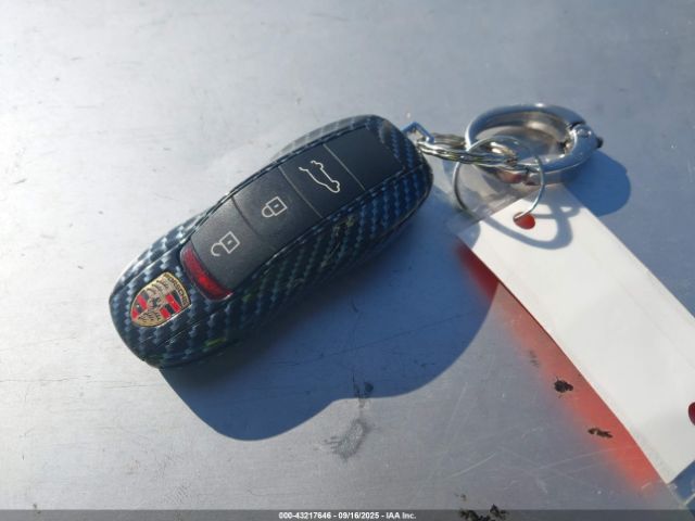 2017 PORSCHE MACAN WP1AB2A52HLB14496 Photo 10