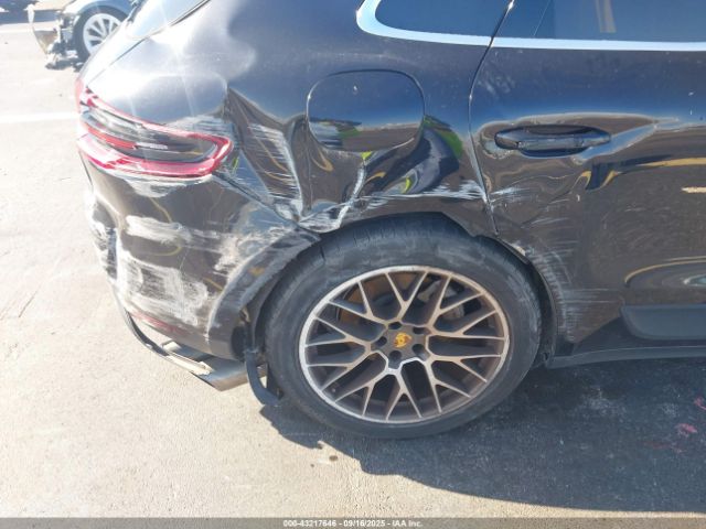 2017 PORSCHE MACAN WP1AB2A52HLB14496 Photo 5