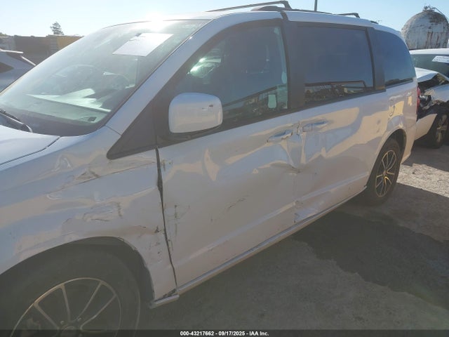 2C4RDGEG1JR345829 Dodge Grand Caravan