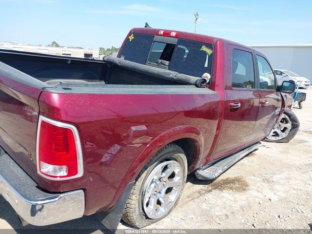43217667 :رقم المزاد ، 1C6RR7NT5HS774406 vin ، 2017 Ram 1500 Laramie  4x4 5'7 Box مزاد بيع