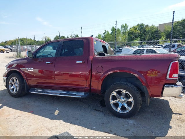 43217667 :رقم المزاد ، 1C6RR7NT5HS774406 vin ، 2017 Ram 1500 Laramie  4x4 5'7 Box مزاد بيع